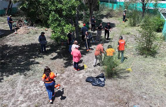 Implementa SE brigadas de mantenimiento de escuelas Implementa SE brigadas de mantenimiento de escuelas