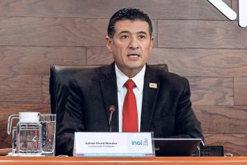 Citan a excomisionado del Inai para aclarar transici&oacute;n