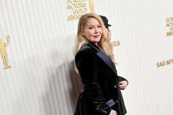 Christina Applegate revela nuevo problema de salud desde el hospital