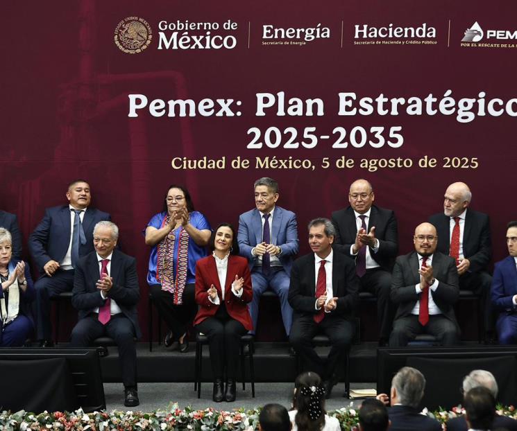 Gobierno federal se compromete a bajar deuda de Pemex hacia 2030