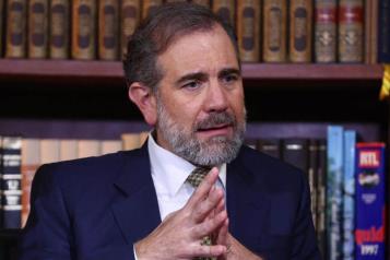 Gana amparo Lorenzo Córdova para ser eliminado de libros de la SEP