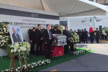 Rinden homenaje a delegado ejecutado de la FGR