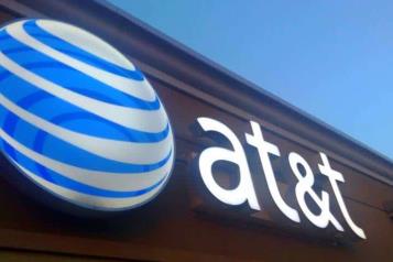 AT&T evalúa vender en México