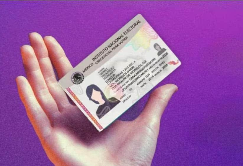 Aprueba INE nuevo modelo de credencial