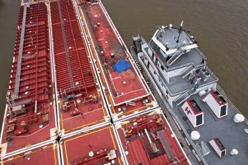 Se desploma Helic&oacute;ptero en el r&iacute;o Mississippi, reportan 2 muertos