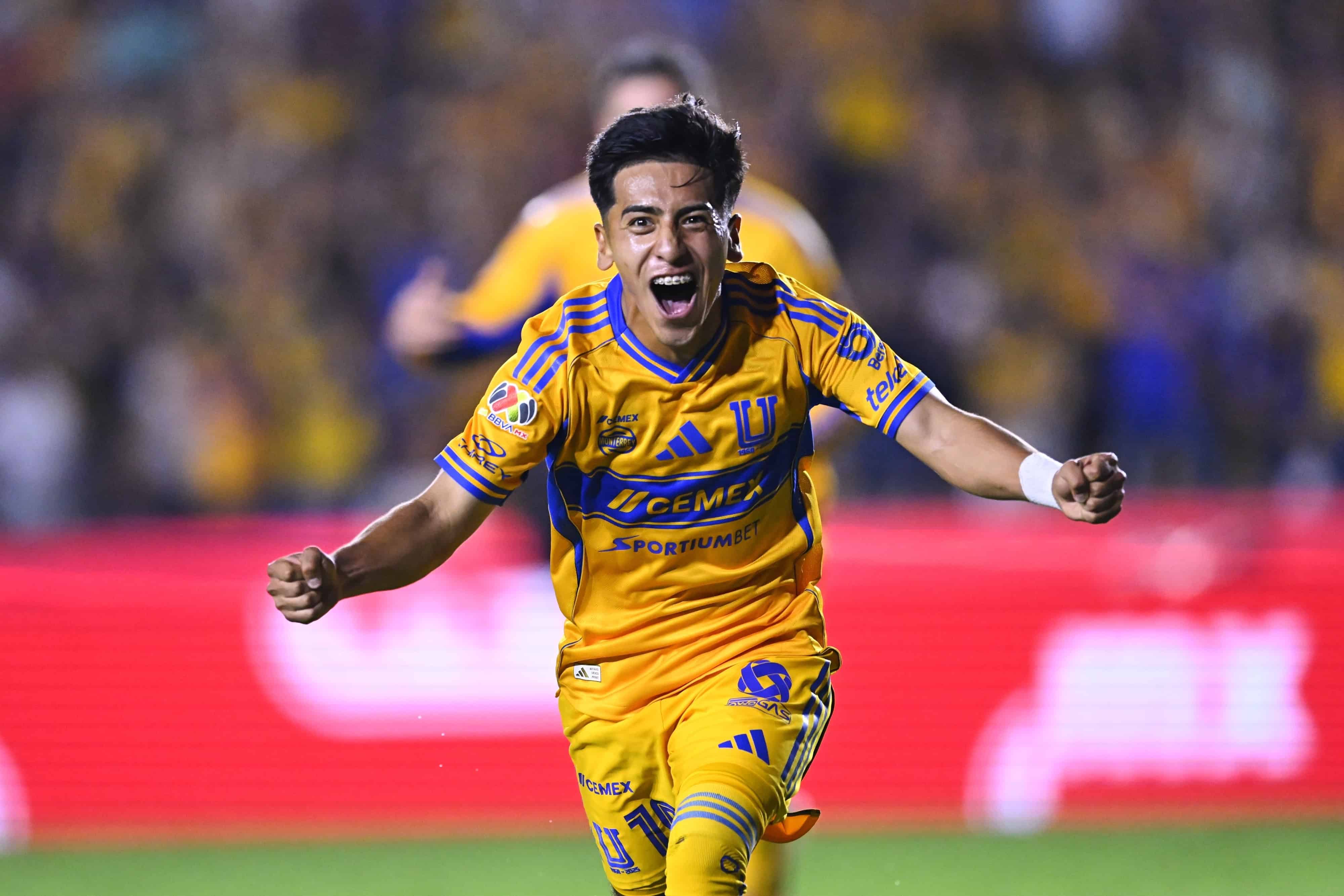 Diego Sánchez hace el 6-0.