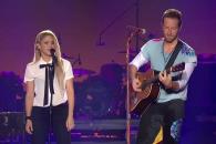 Shakira y Chris Martin desatan rumores de romance tras dedicatoria Shakira y Chris Martin desatan rumores de romance tras dedicatoria