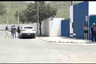 Refuerzan seguridad afuera de El Barrial Refuerzan seguridad afuera de El Barrial