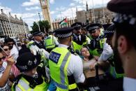 Arrestan a más de 500 en Londres Arrestan a más de 500 en Londres