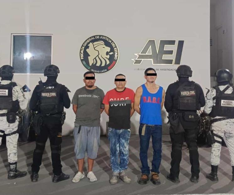Caen con arma larga y droga en Escobedo Caen con arma larga y droga en Escobedo