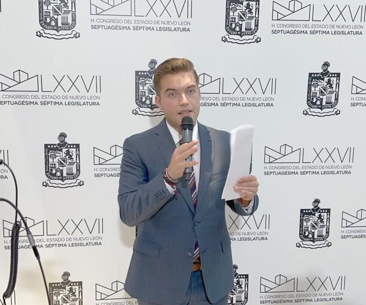 Buscan que candidatos a alcaldes perdedores queden como regidores Buscan que candidatos a alcaldes perdedores queden como regidores
