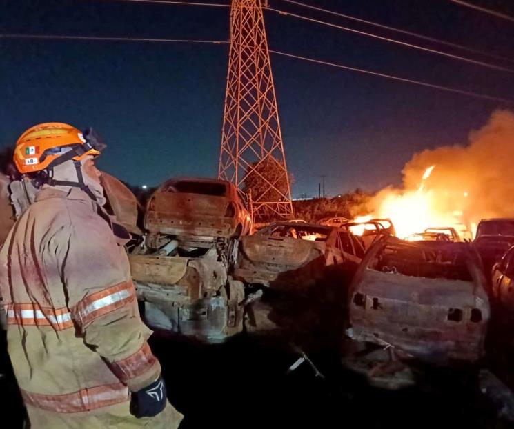 Arde de nuevo corralón en El Carmen