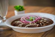 ¿Las enmoladas son enchiladas? ¿Las enmoladas son enchiladas?