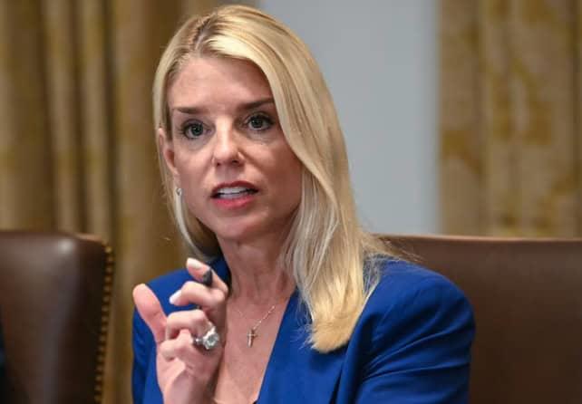 Acusan a Maduro de sobornos para acceder a espacios aéreos Acusan a Maduro de sobornos para acceder a espacios aéreos
