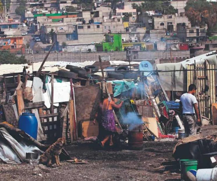 "Caída de pobreza es buena noticia"