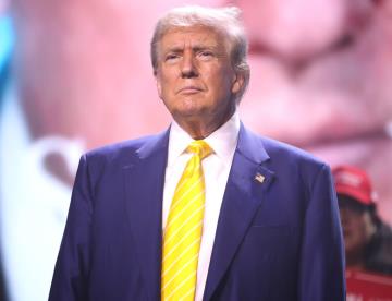 Trump recula: ya no quiere que dimita el CEO de Intel