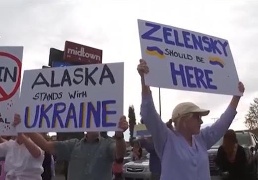 Protestas en Alaska ante la cumbre Trump-Putin Protestas en Alaska ante la cumbre Trump-Putin