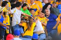 Surge violencia tras derrota de Tigres Surge violencia tras derrota de Tigres