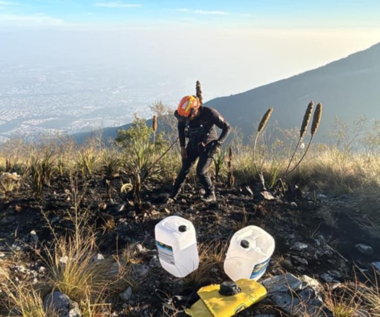 Se registra incendio en el cerro de La Silla Se registra incendio en el cerro de La Silla