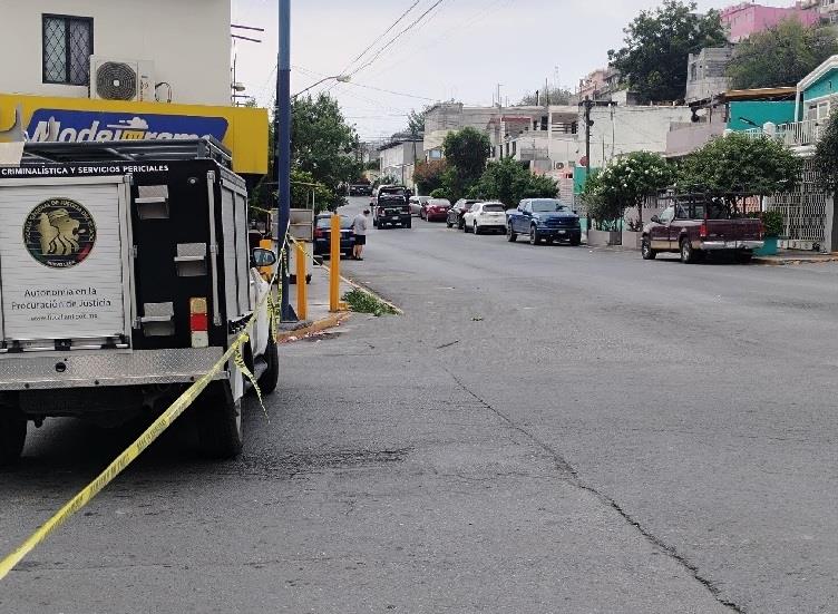 Deja balacera entre FC y gatilleros a pistolero y civiles heridos.
