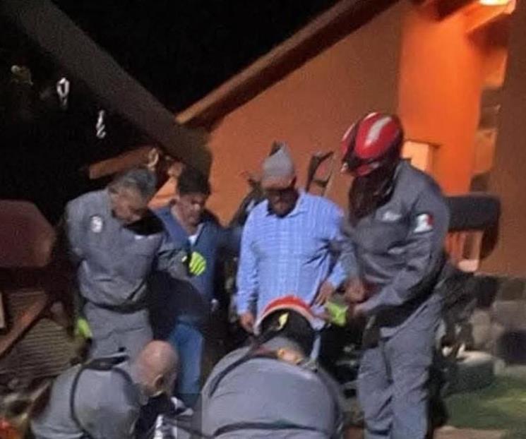 Desbarranca RZR en la Sierra de Santiago, hay 1 muerto y 1 herido Desbarranca RZR en la Sierra de Santiago, hay 1 muerto y 1 herido