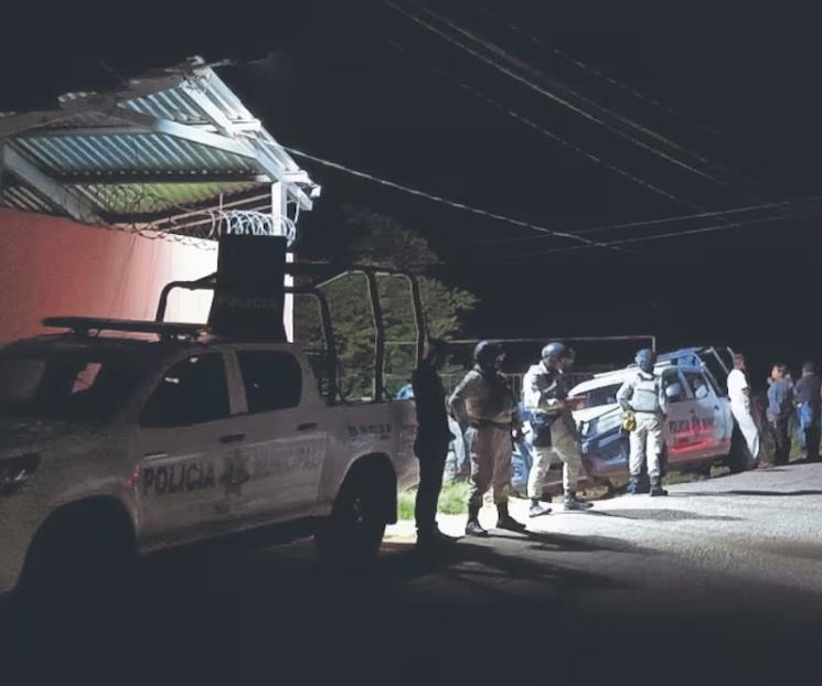 Mueren en emboscada al menos 8 autodefensas