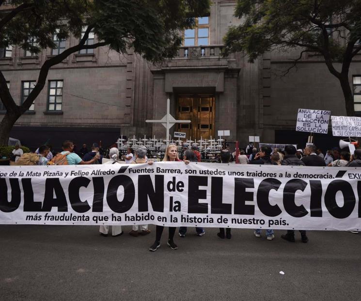 Se manifiestan en la SCJN en apoyo a la ministra Norma Piña