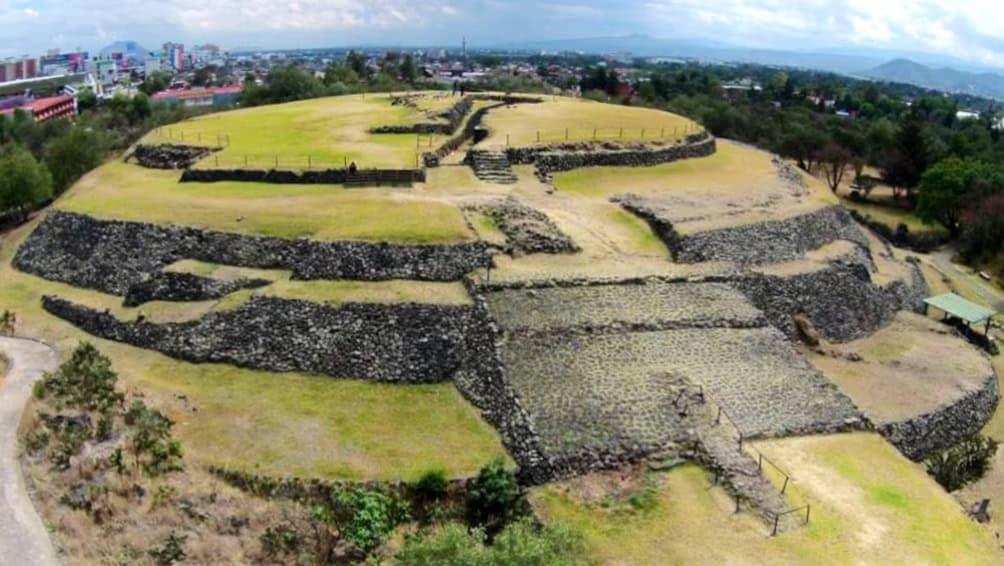 Horario y costo de entrada a la zona arqueológica de Cuicuilco Horario y costo de entrada a la zona arqueológica de Cuicuilco