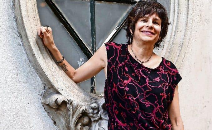 Una novela coral sobre la tercera edad Una novela coral sobre la tercera edad