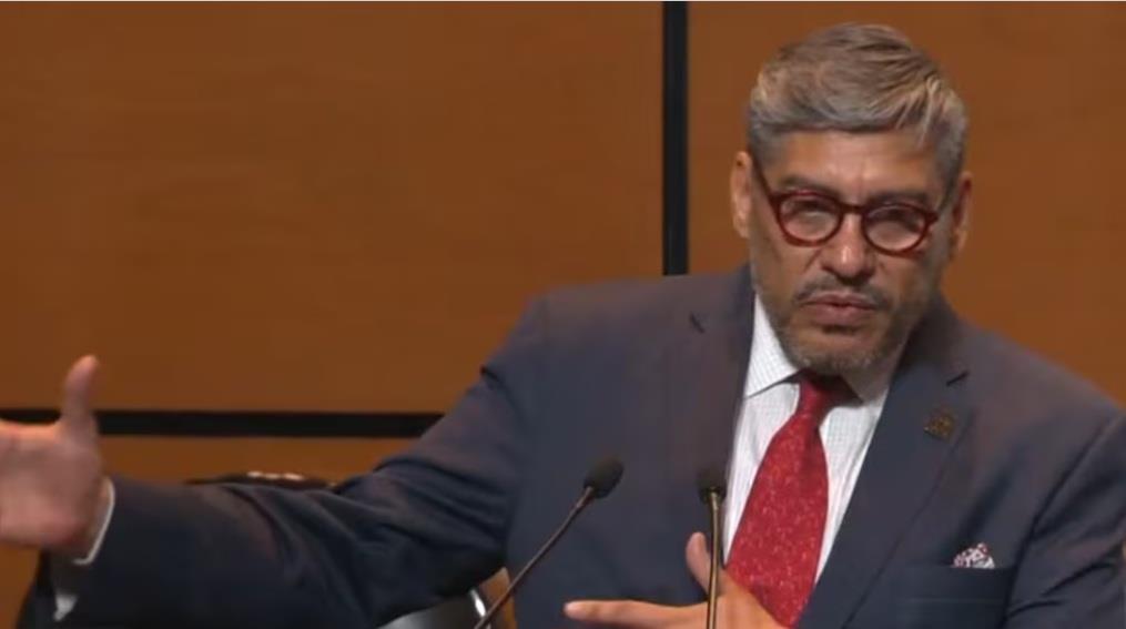 Universidades p&uacute;blicas presentan plan de austeridad