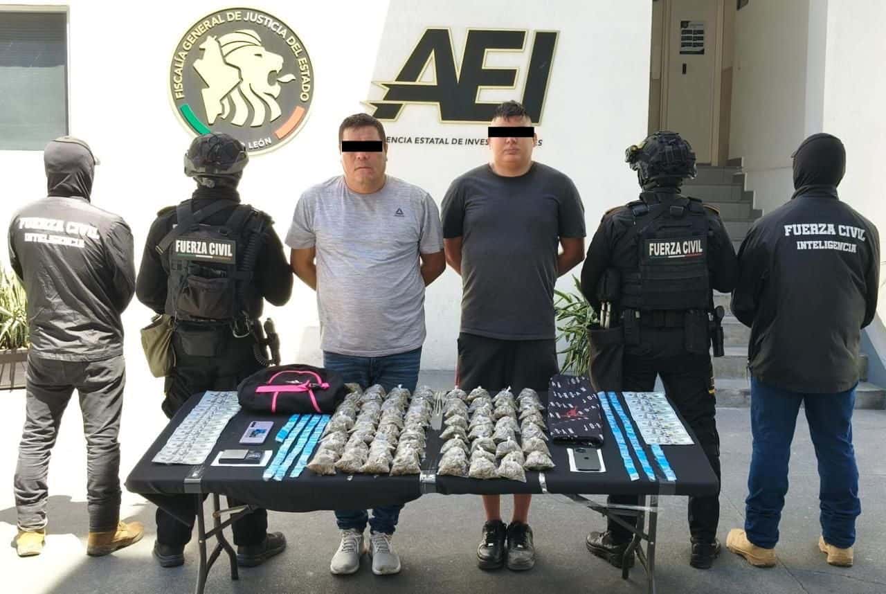 En dos operativos simultáneos a cargo de la División de Inteligencia de Fuerza Civil, este lunes se logró efectuar la detención de tres hombres relacionados con diversos robos cometidos en carretera, en García.