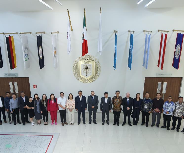 Es UANL punto de encuentro de representantes diplomáticos Es UANL punto de encuentro de representantes diplomáticos