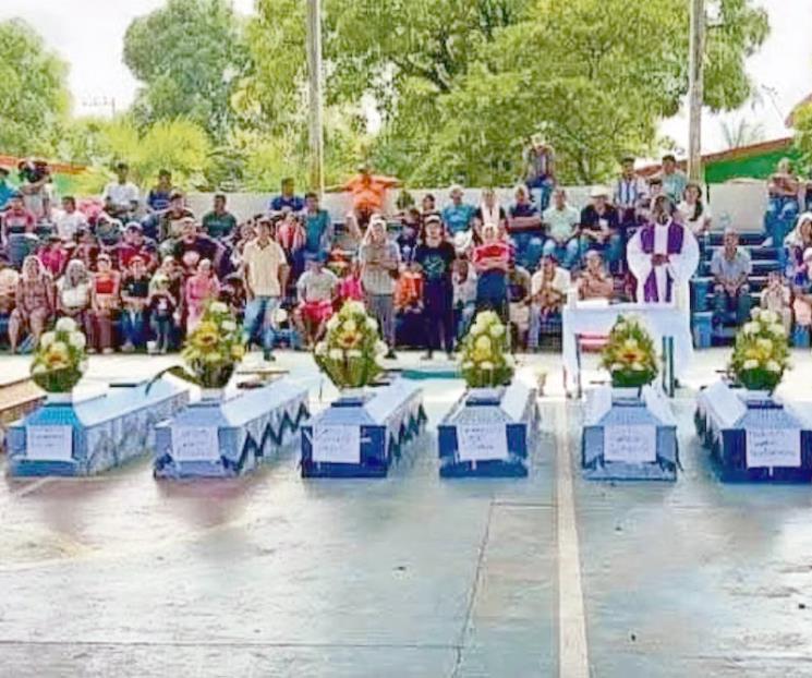 Sube a 13 autodefensas muertos tras emboscada