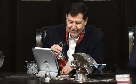 ¡Traidor!, llama Lilly Téllez a Noroña por apoyar a Maduro
