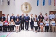 Viajar&aacute;n 12 alumnos a Inglaterra con apoyo de la Fundaci&oacute;n y B&eacute;calos