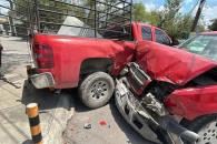 Chocan camionetas en Montemorelos Chocan camionetas en Montemorelos