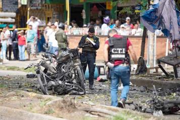 Vive Colombia jornada violenta por las FARC