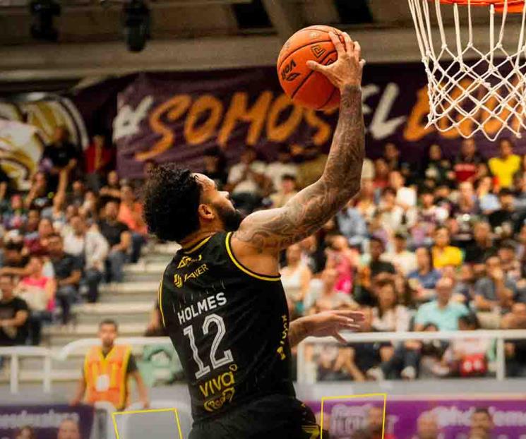 Fuerza Regia ocupa ganar