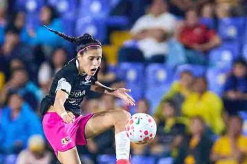 Gana Barcelona en despedida de Ovalle