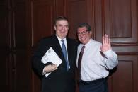 Defiende Monreal a Ebrard tras críticas por vuelo Defiende Monreal a Ebrard tras críticas por vuelo