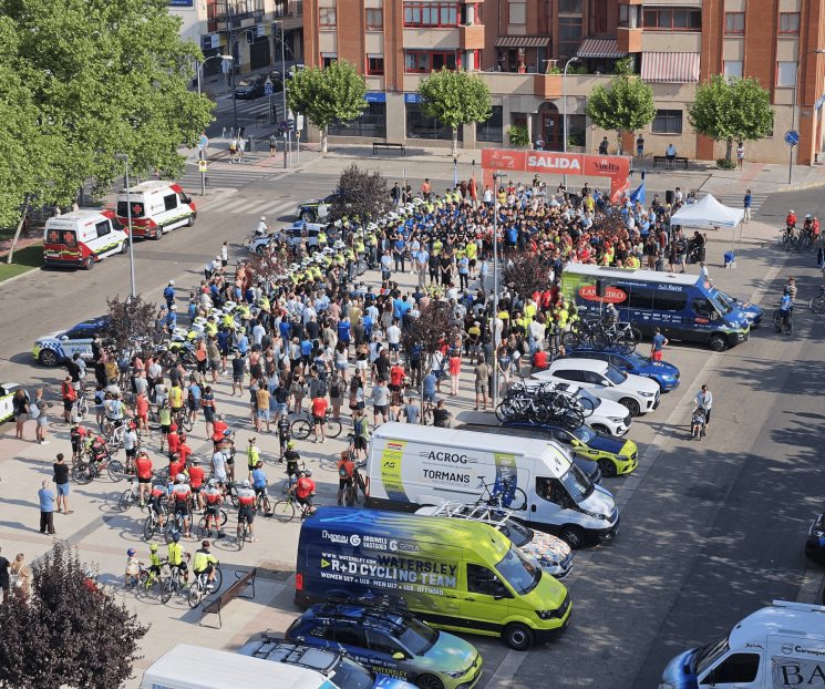 Muere ciclista español tras caída masiva