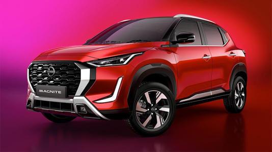 A revisi&oacute;n autos de Nissan; Profeco alerta falla en luces y frenos