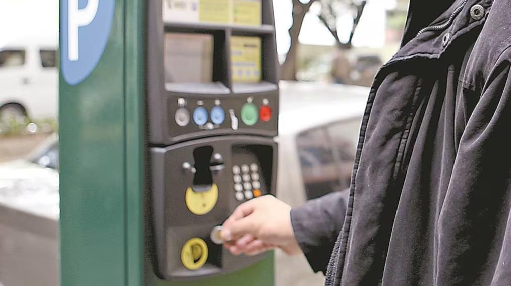 Multa por no usar parquímetro en CDMX Multa por no usar parquímetro en CDMX