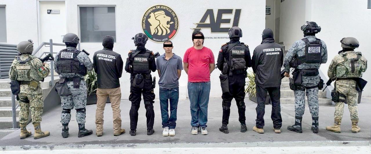Capturan a dos sujetos; uno tiene orden de captura