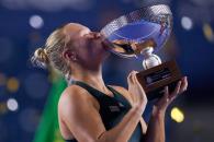 Se corona Shanider en Abierto de Monterrey