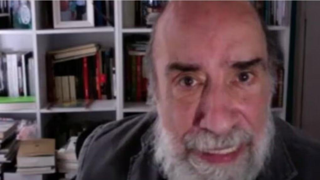 El poeta Raúl Zurita cancela su participación en la Filuni
