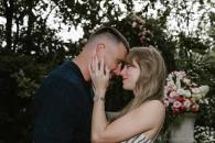 Taylor Swift y Travis Kelce anuncian su compromiso