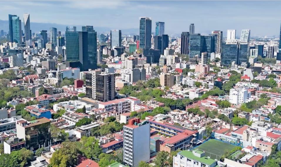 Ciudad de México está gobernada por cárteles, afirma asesor de Trump Ciudad de México está gobernada por cárteles, afirma asesor de Trump