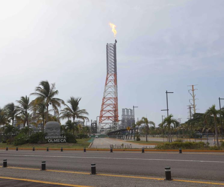 Rompe Dos Bocas racha positiva de refinaci&oacute;n