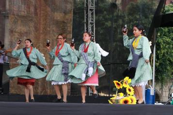 Denuncian actividad que denigra a mazahuas en CDMX
